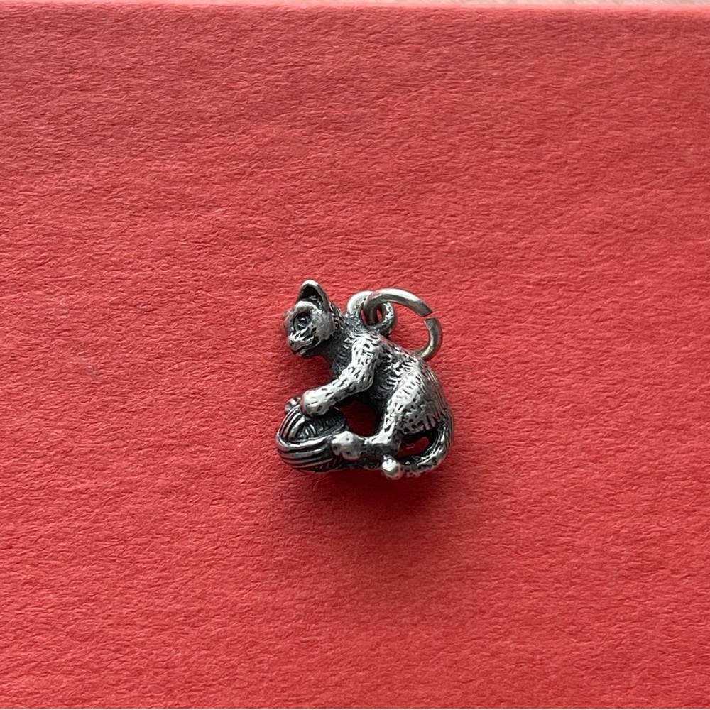 Retired James Avery Cat with Yarn Ball Charm